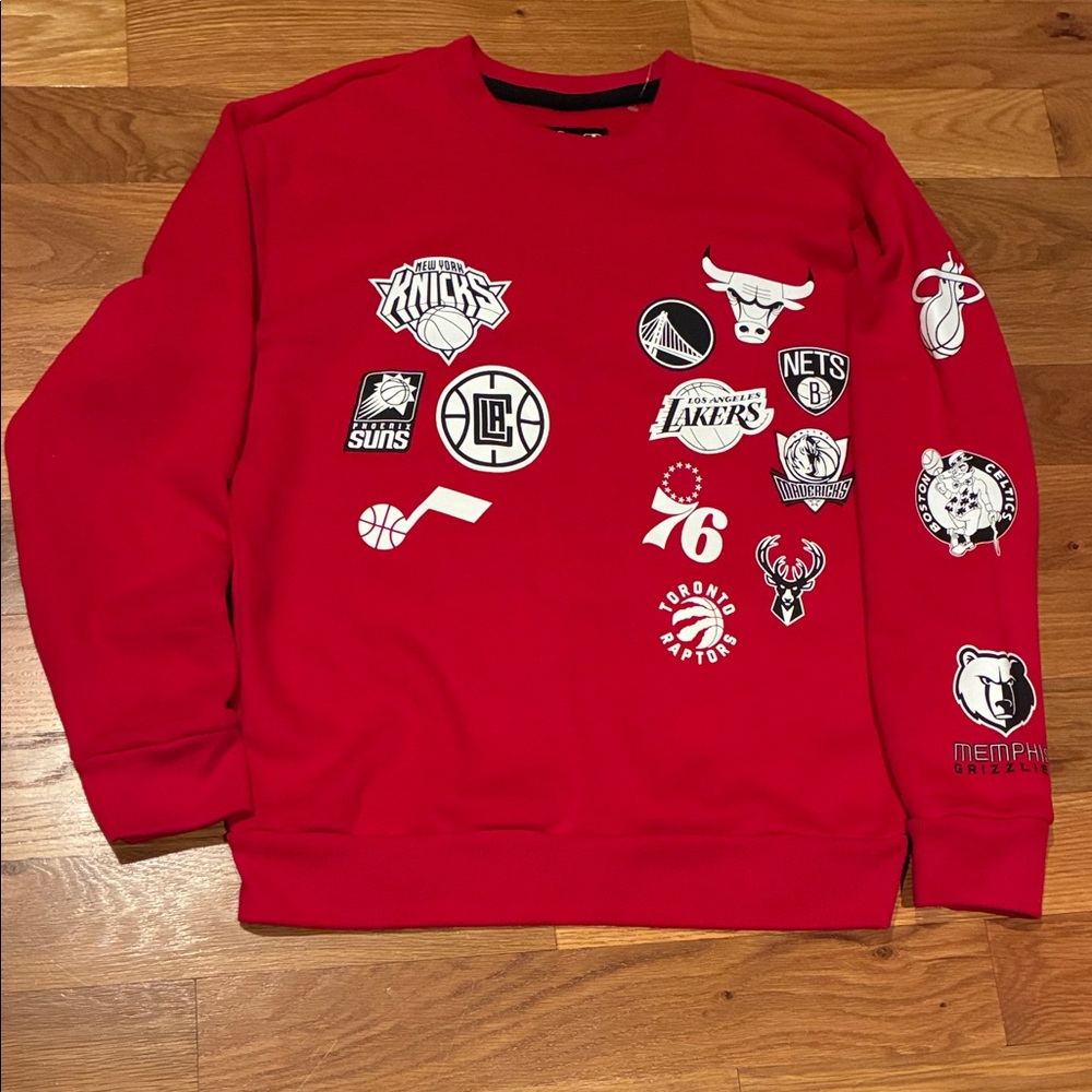 Hollister Men's Relaxed NBA Logo Print Graphic Crew Sweatshirt XS